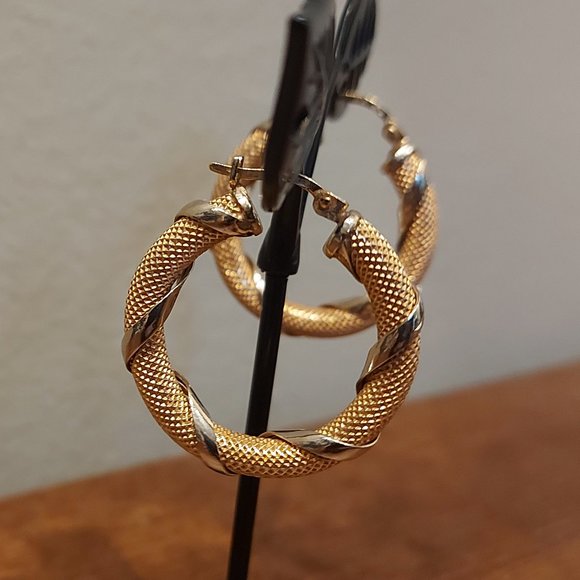 14K Two Tone Mesh Hoop Earrings - Picture 2 of 4